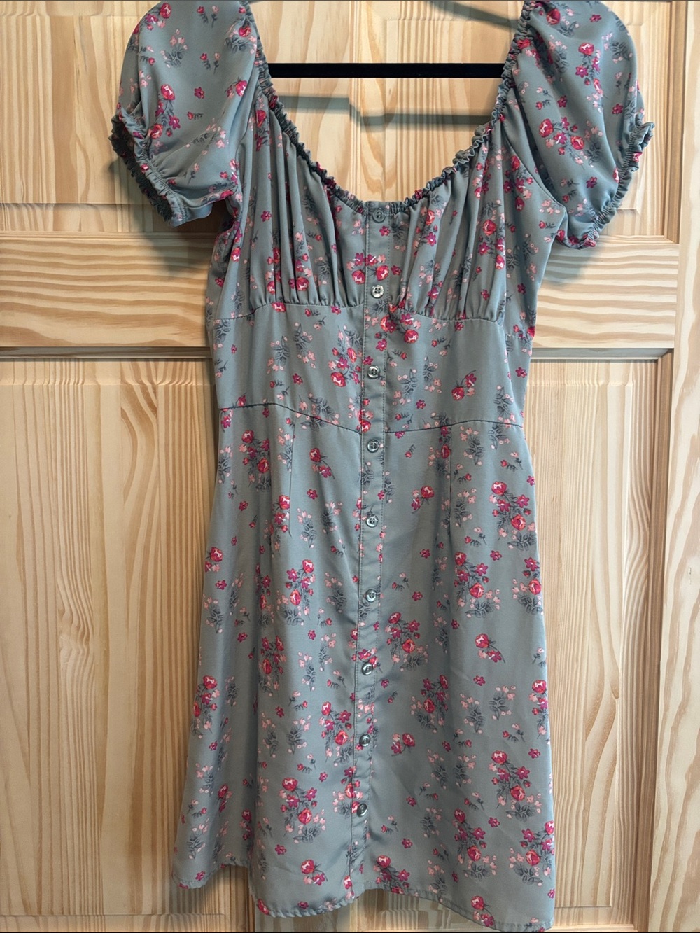 Floral Puff-Sleeve Button-Front Dress — Green with Pink Floral
